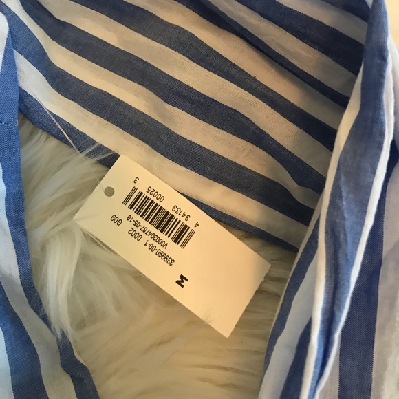 Old Navy Striped Button Down Top Blue Sz M NWT - Picture 3 of 4